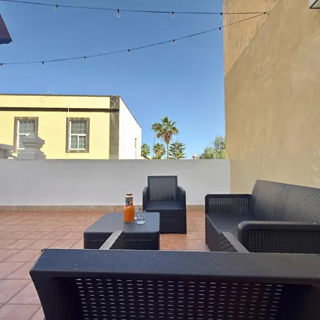 Mint Haven Balcony Apartment *